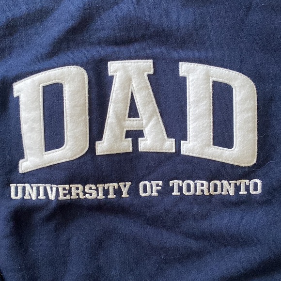 University of Toronto “DAD” Sweatshirt - Picture 2 of 4